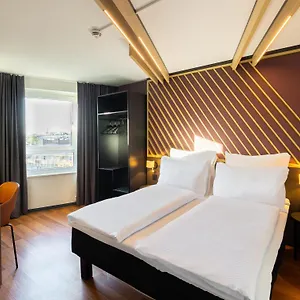 Hotel Ibis **